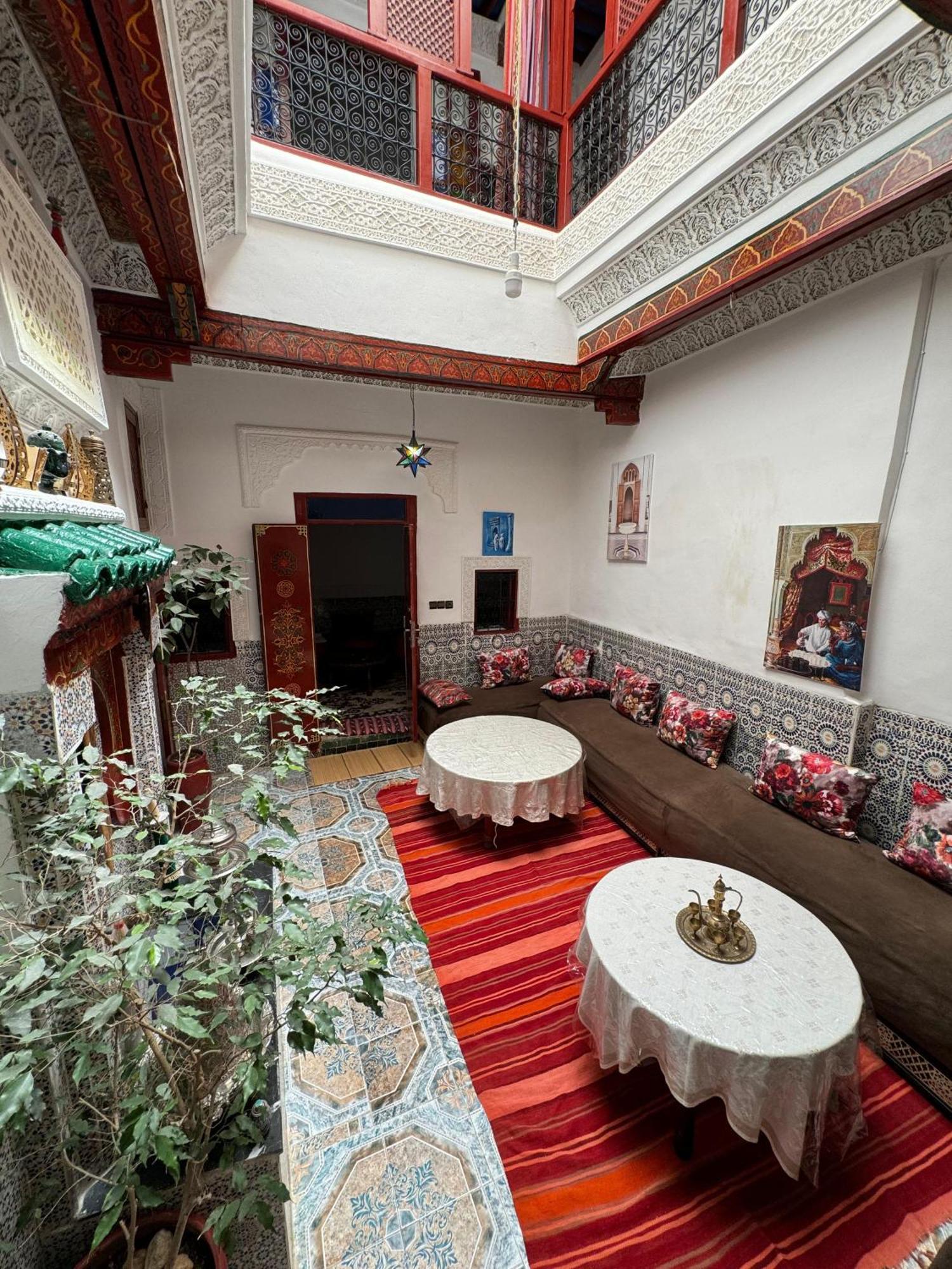 Dar Enouiina Hotell Fès Eksteriør bilde